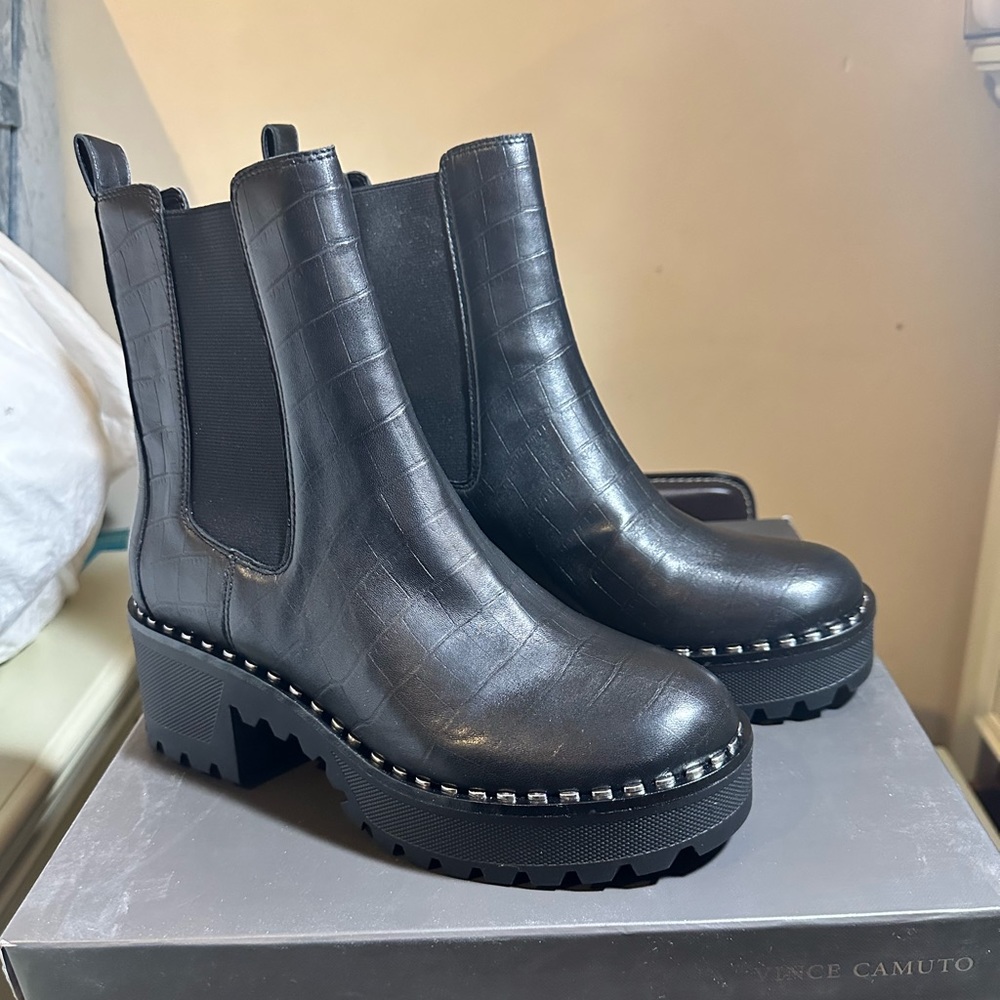 Vince Camuto MADISHA boots